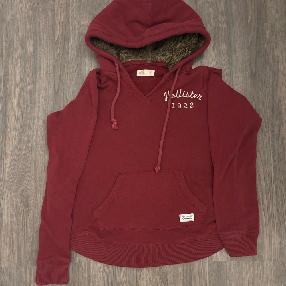 Hollister Women's Maroon V-Neck Hoodie Sweater